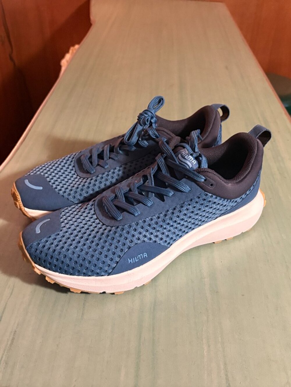 NEW Womens Hilma The Everywhere Fit Two Hybrid Running Shoes Size 11.5